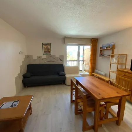 Aux Balcons Du Soleil *