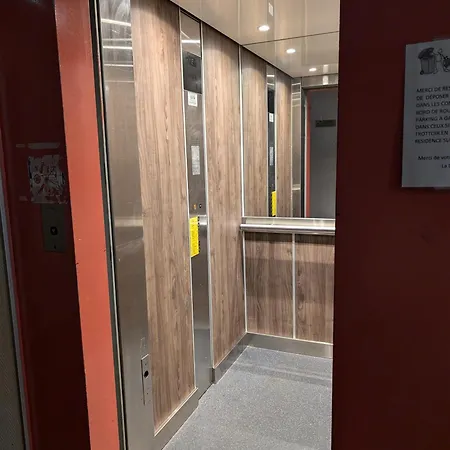 Aux Balcons Du Soleil Apartman *